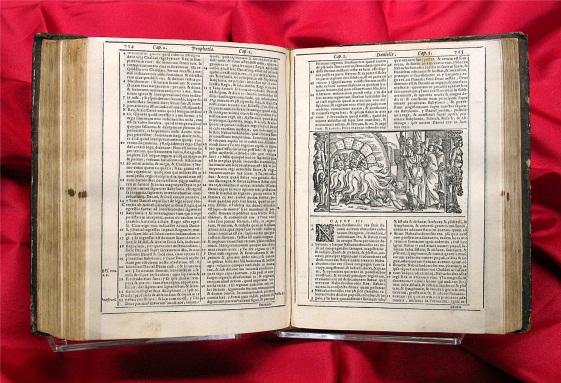 Description: C:\Users\Tam Tran\Documents\Giảng Giải Thánh Kinh Site\Khảo Luận\Vulgate.1583.L.jpg